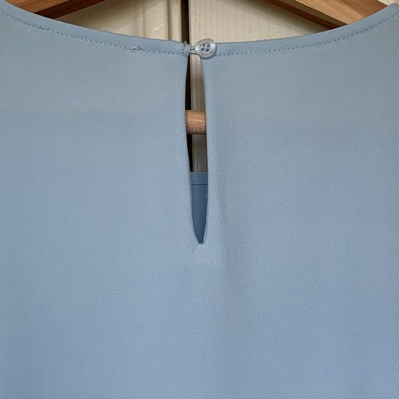 🎉HP🎉Calvin Klein Light Sky Blue Shirt Womens SZ M Long Flare Sleeve Round Neck - Picture 3 of 15